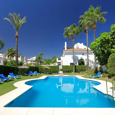 Apartman Unique Townhouse In Front Of Puerto Banus *