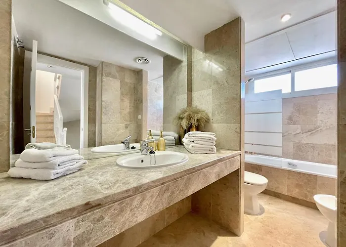 Apartmán Unique Townhouse In Front Of Puerto Banus *