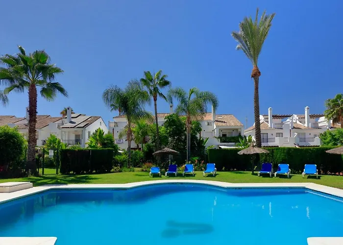 Apartament Unique Townhouse In Front Of Puerto Banus Marbella