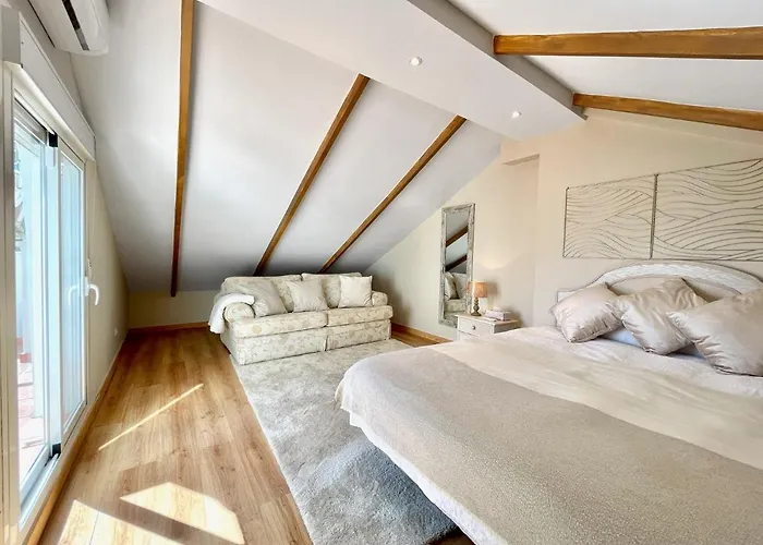 Apartament Unique Townhouse In Front Of Puerto Banus